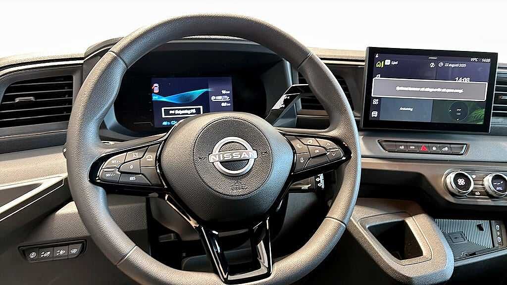 Nissan Interstar